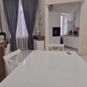 https://la-dimora-di-parthenope.hotels-amalfi.com